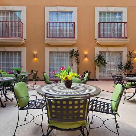 Best Western Plus Atrium Inn Schertz Dış mekan fotoğraf