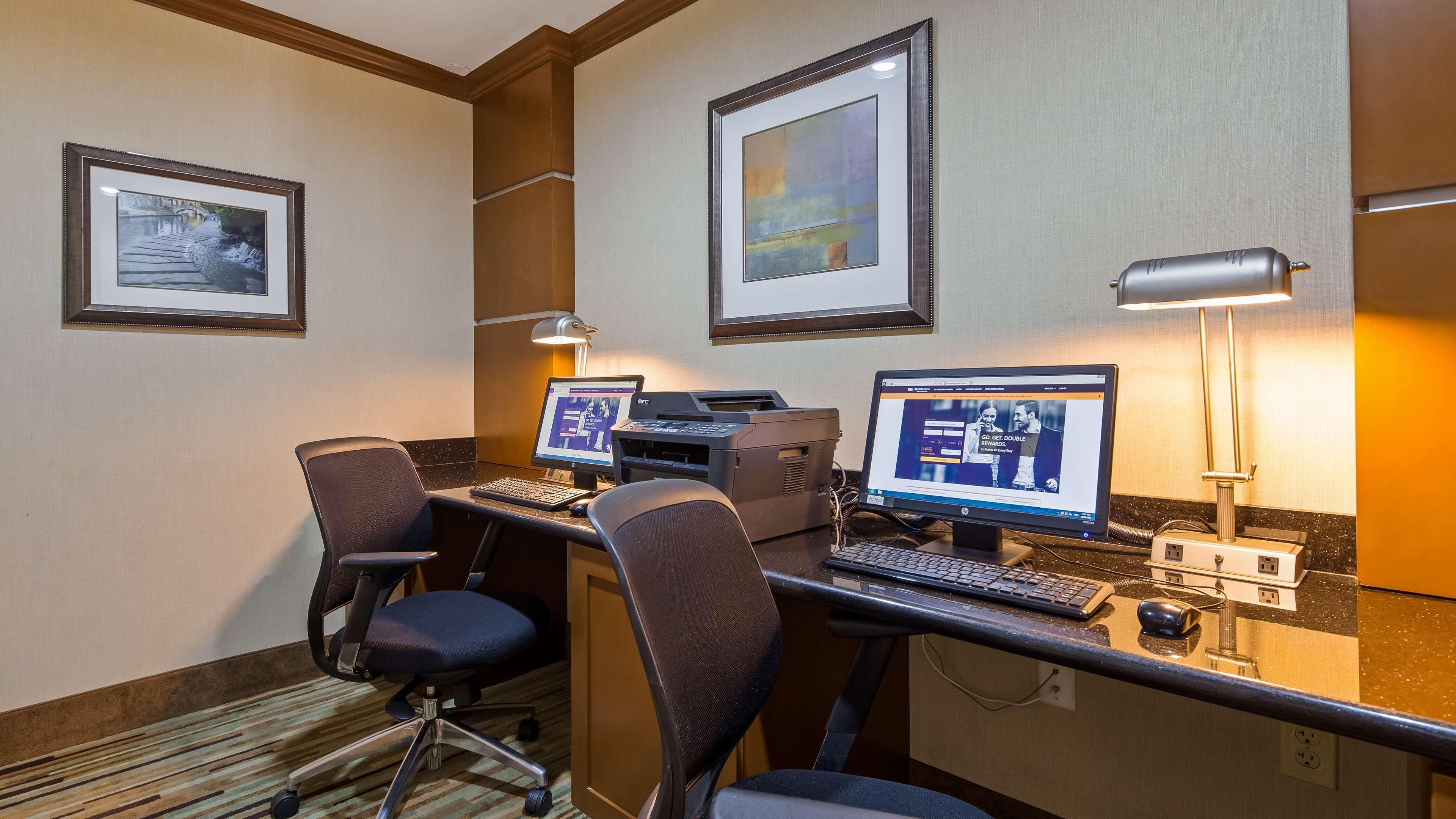 Best Western Plus Atrium Inn Schertz Dış mekan fotoğraf